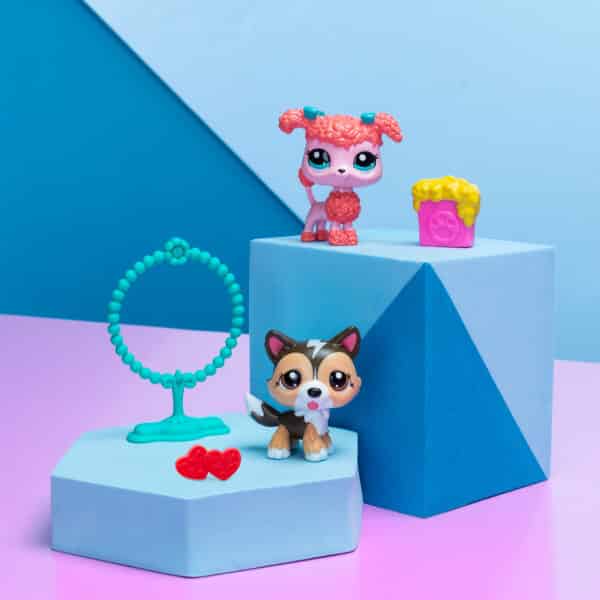 00584_LittlestPetShop_Lifestyle_2Pack_Jump-1