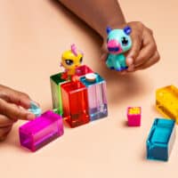 00585_LittlestPetShop_Lifestyle1_2Pack_PawsitiveChill-1