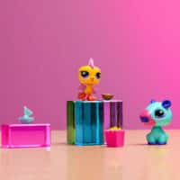 00585_LittlestPetShop_Lifestyle1_2Pack_PawsitiveChill-2