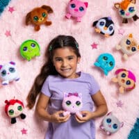 00660_LittlestPetShop_Lifestyle_4inPlush-1